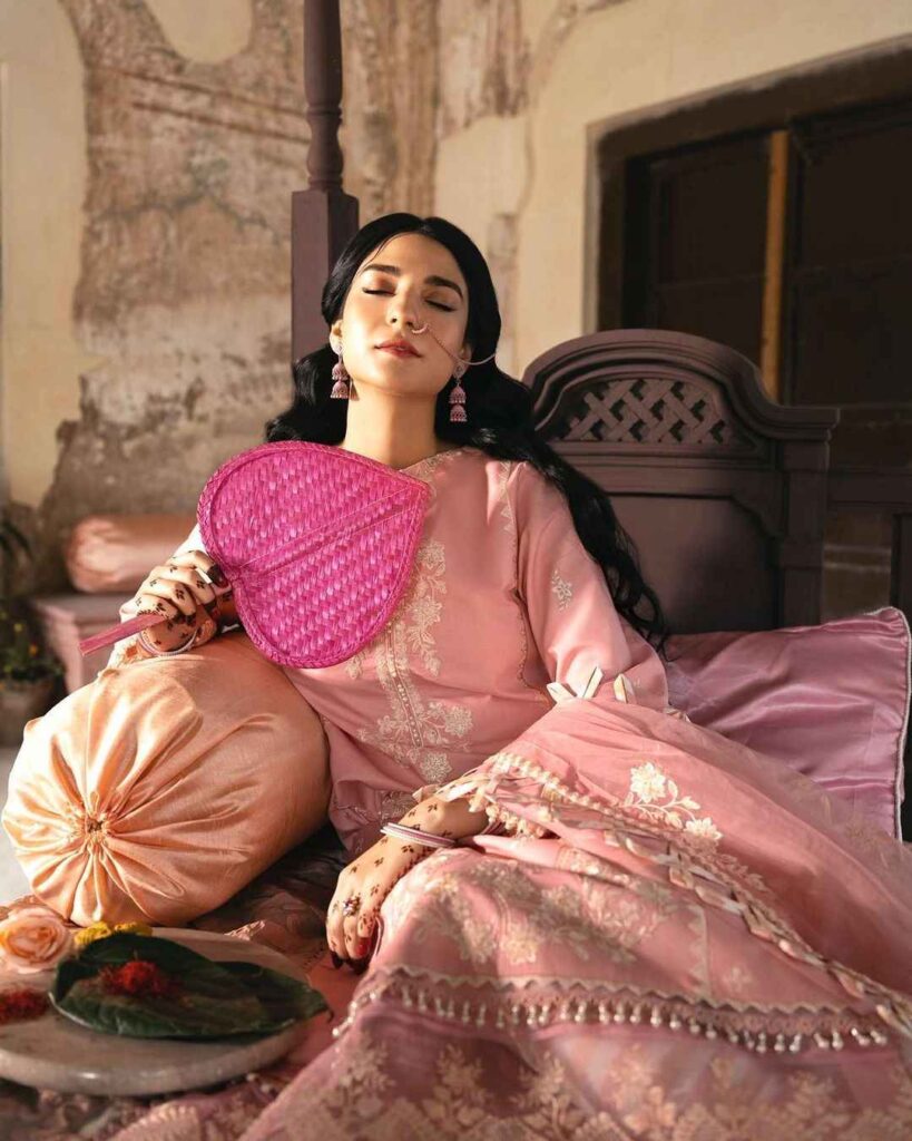 Ramsha Khan Wearing So Kamal pink while sitting